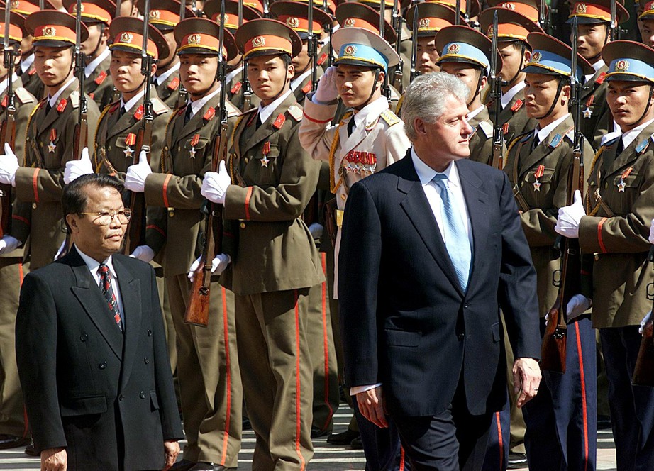 Dấu ấn c&aacute;c đời Tổng thống Mỹ thăm Việt Nam - Ảnh 1.