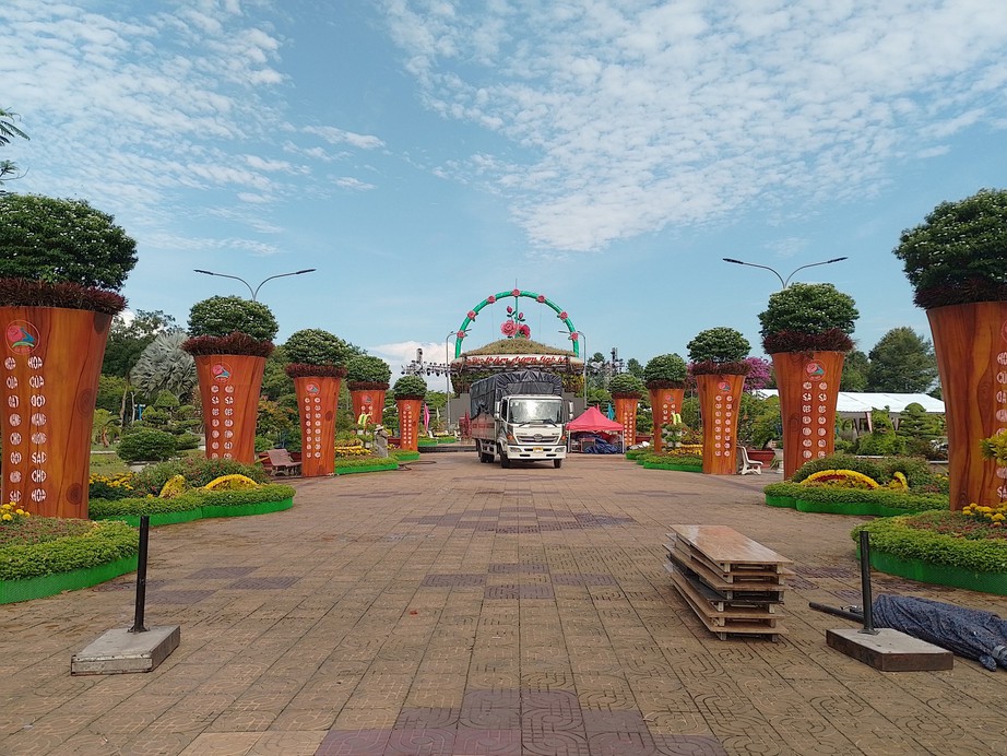 Lễ 2/9, về Đồng Tháp vui chơi nên chọn những điểm nào? - Ảnh 2. Lễ 2/9, về Đồng Tháp vui chơi nên chọn những điểm nào? - Ảnh 2.