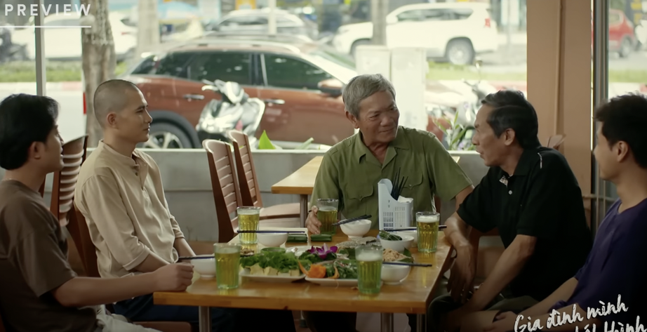 Bạn &ocirc;ng Toại động vi&ecirc;n C&ocirc;ng c&oacute; th&ecirc;m niềm tin chữa bệnh ung thư.