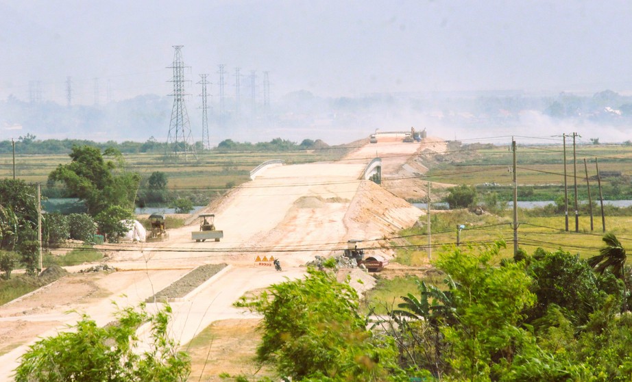 Dự &aacute;n đường cứu hộ, cứu nạn 16km hơn 10 năm chưa xong ở Huế - Ảnh 3.