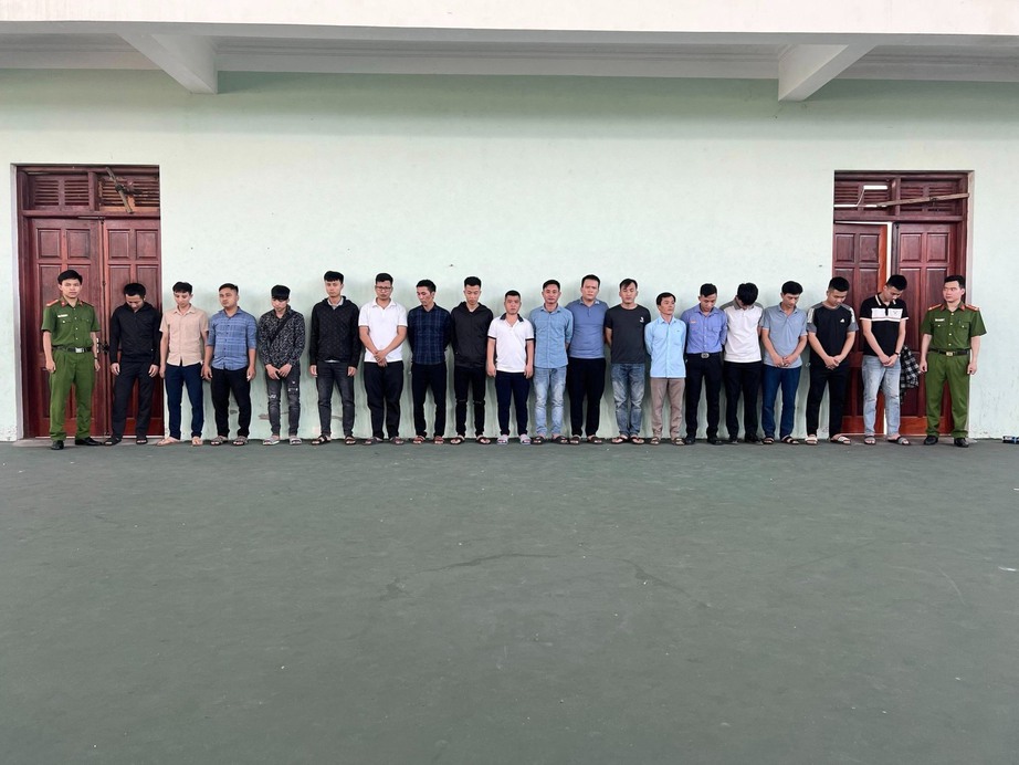 C&ocirc;ng an H&agrave; Tĩnh triệt ph&aacute; đường d&acirc;y đ&aacute;nh bạc hơn 100 tỉ đồng qua mạng - Ảnh 1.