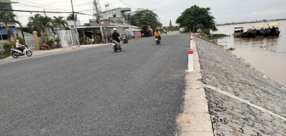 An Giang đầu tư 130 tỷ đồng, kh&ocirc;i phục đoạn sạt lở nghi&ecirc;m trọng tr&ecirc;n QL91 - Ảnh 2.