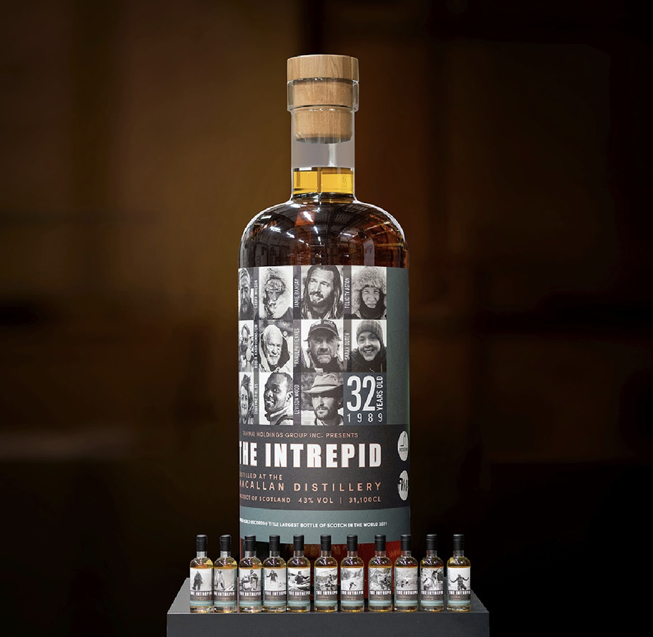 Hé lộ doanh nhân Việt chi 33 tỷ VNĐ mua chai whisky lớn nhất thế giới - Ảnh 2.
