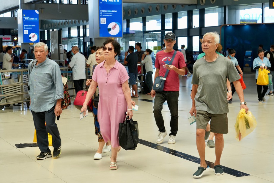 97 ngh&igrave;n kh&aacute;ch qua s&acirc;n bay Nội B&agrave;i ng&agrave;y đầu nghỉ lễ 2/9 - Ảnh 1.