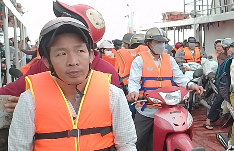 Ng&agrave;y đầu ti&ecirc;n hồi sinh bến ph&agrave; V&agrave;m Cống trăm năm tuổi - Ảnh 9.