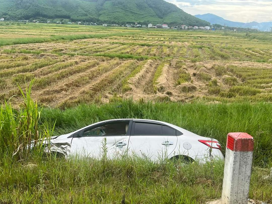 2 người tử vong do va chạm giao th&ocirc;ng tr&ecirc;n tuyến đường ven biển - Ảnh 2.
