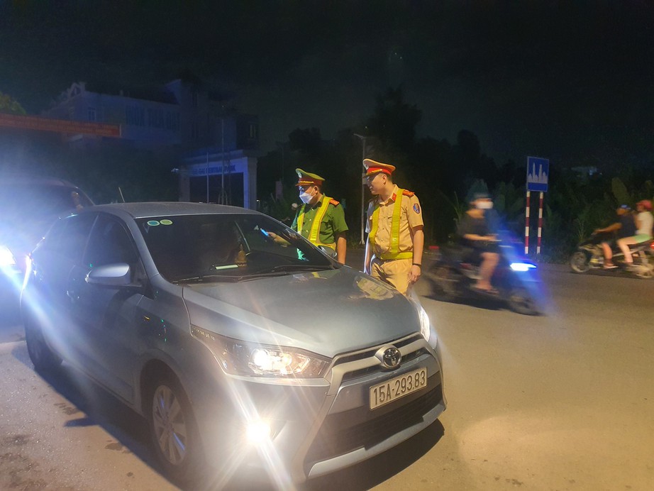 Xử l&yacute; 60 trường hợp vi phạm nồng độ cồn v&agrave; ma t&uacute;y  - Ảnh 4.