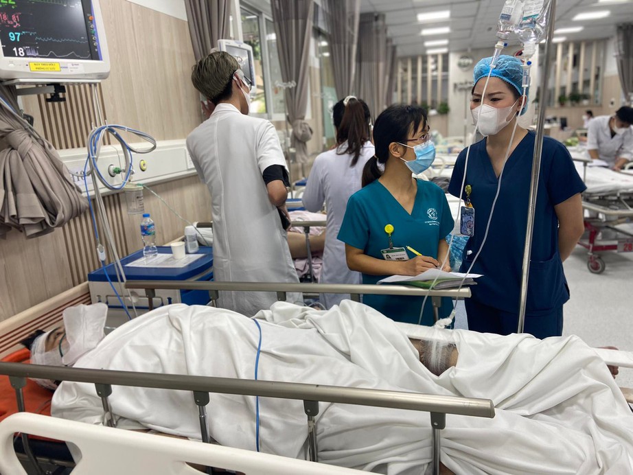 Vụ ch&aacute;y chung cư mini ở H&agrave; Nội: Tho&aacute;t chết sau 4 tiếng đấu với lửa - Ảnh 2.