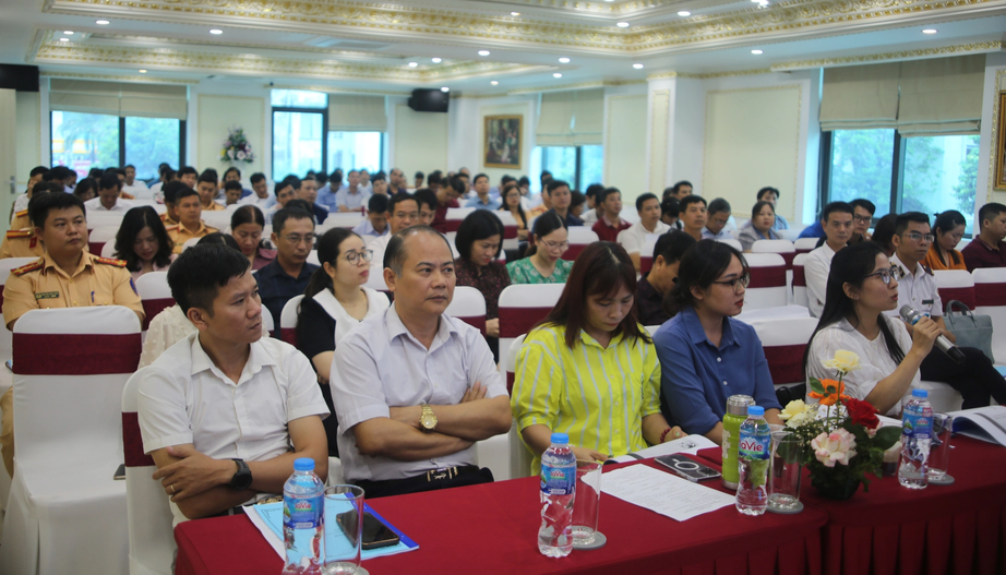 Truyền th&ocirc;ng số trong c&ocirc;ng t&aacute;c tuy&ecirc;n truyền ATGT - Ảnh 3.