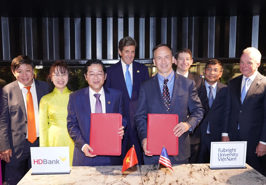 Đại học Fulbright Việt Nam v&agrave; HDBank k&yacute; kết cung cấp vốn đối ứng 20 triệu USD - Ảnh 1.
