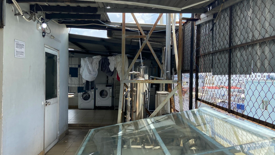 TP.HCM: Hỏa hoạn rình rập ở những chung cư mini, căn hộ dịch vụ, chung cư xuống cấp - Ảnh 7. TP.HCM: Hỏa hoạn rình rập ở những chung cư mini, căn hộ dịch vụ, chung cư xuống cấp - Ảnh 7.