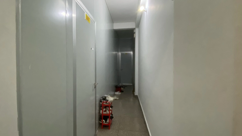 TP.HCM: Hỏa hoạn rình rập ở những chung cư mini, căn hộ dịch vụ, chung cư xuống cấp - Ảnh 6. TP.HCM: Hỏa hoạn rình rập ở những chung cư mini, căn hộ dịch vụ, chung cư xuống cấp - Ảnh 6.