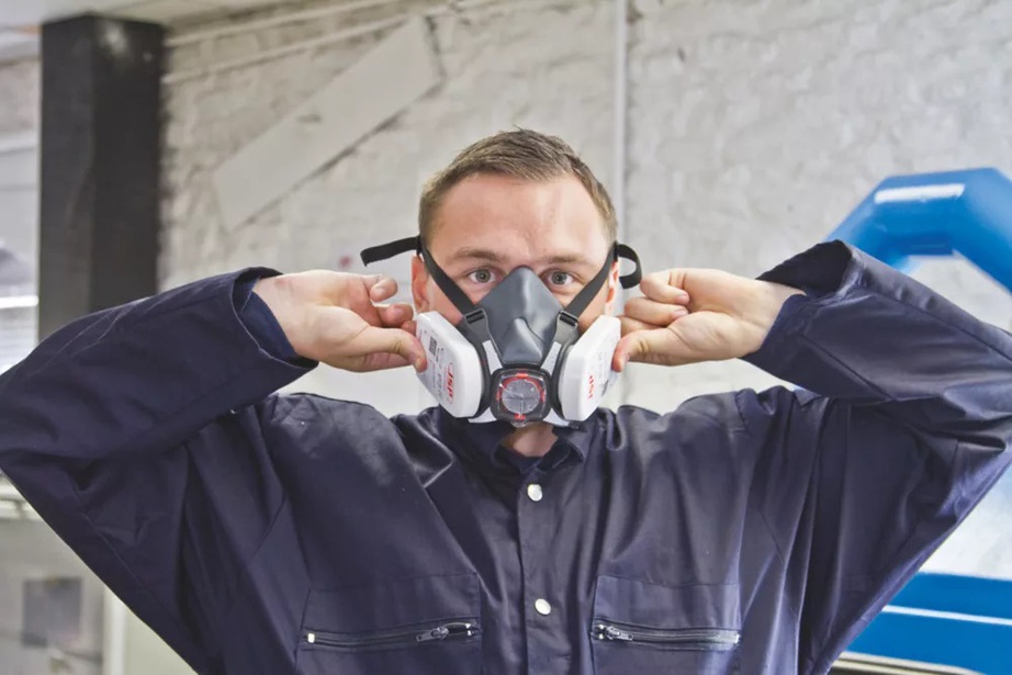 2 m&oacute;n đồ n&agrave;y c&oacute; thể cứu sống bạn giữa đ&aacute;m ch&aacute;y, nhưng ch&uacute;ng vẫn c&oacute; nhược điểm? - Ảnh 1.