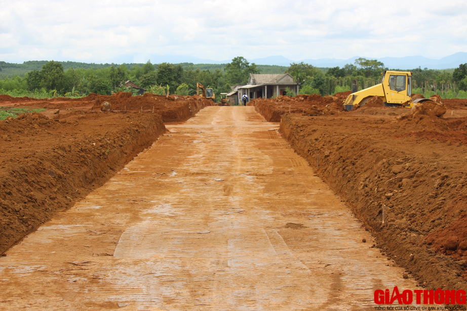 Quảng Trị x&acirc;y khu t&aacute;i định cư đầu ti&ecirc;n sau 8 th&aacute;ng cao tốc Vạn Ninh &ndash; Cam Lộ khởi c&ocirc;ng - Ảnh 1.