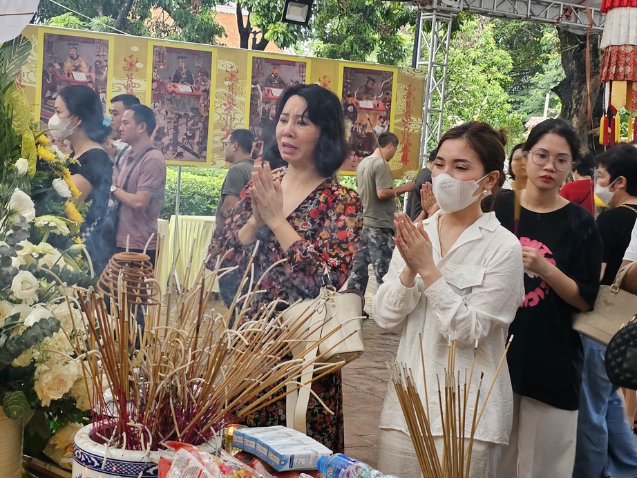 H&agrave; Nội tưởng nhớ nạn nh&acirc;n vụ ch&aacute;y chung cư mini ở Khương Hạ - Ảnh 6.