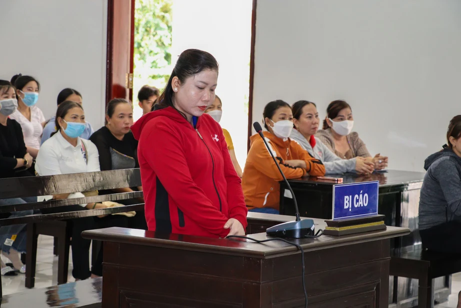 Nữ chủ hụi l&atilde;nh 16 năm t&ugrave; v&igrave; chiếm đoạt hơn 3 tỷ của người chơi - Ảnh 1.