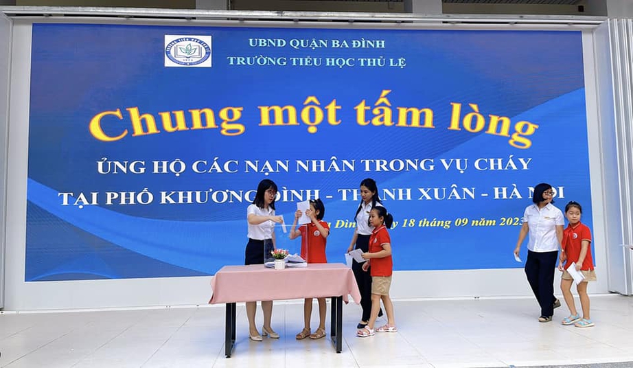H&agrave; Nội tưởng nhớ nạn nh&acirc;n vụ ch&aacute;y chung cư mini ở Khương Hạ - Ảnh 4.