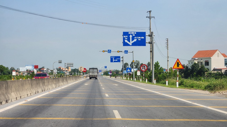 Đường nối 2 cao tốc qua H&agrave; Nam, Hưng Y&ecirc;n th&ocirc;ng tho&aacute;ng, thời gian di chuyển giảm 30 ph&uacute;t - Ảnh 4.