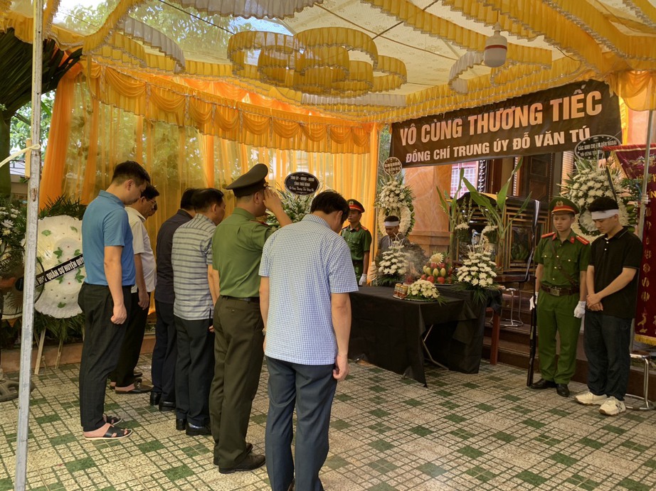 R&ugrave;ng rợn lời khai của nghi phạm đ&acirc;m tử vong Trung &uacute;y c&ocirc;ng an ở Th&aacute;i B&igrave;nh - Ảnh 2.