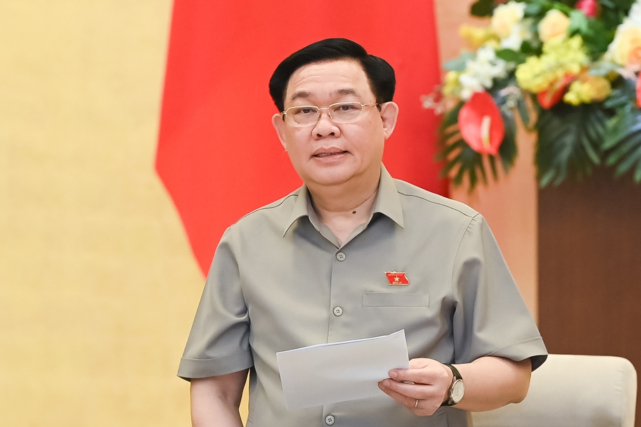 Lộ trình cải cách tiền lương sẽ được Thường vụ Quốc hội cho ý kiến trong tháng 10 - Ảnh 1. Lộ trình cải cách tiền lương sẽ được Thường vụ Quốc hội cho ý kiến trong tháng 10 - Ảnh 1.