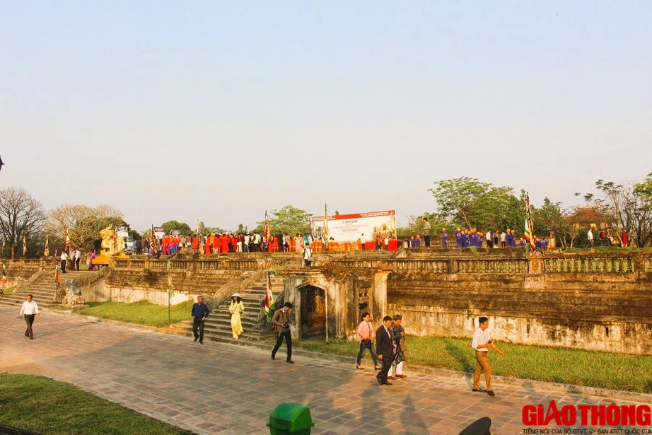 Chiêm ngưỡng ngôi điện chỉ còn nền móng sau 5 năm đầu tư phục hồi trong Đại Nội Huế - Ảnh 5. Chiêm ngưỡng ngôi điện chỉ còn nền móng sau 5 năm đầu tư phục hồi trong Đại Nội Huế - Ảnh 5.