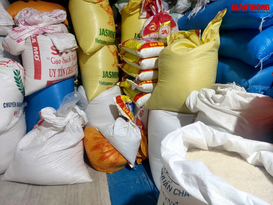 Gi&aacute; gạo Việt cao kỷ lục: Động th&aacute;i lạ trước nỗi lo đứt g&atilde;y chuỗi cung ứng - Ảnh 2.