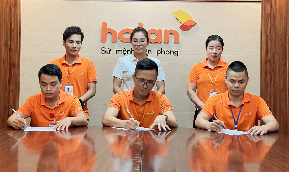 Nhiều xe bị xử lý, Công ty Hà Lan cam kết chấn chỉnh vi phạm - Ảnh 1. Nhiều xe bị xử lý, Công ty Hà Lan cam kết chấn chỉnh vi phạm - Ảnh 1.