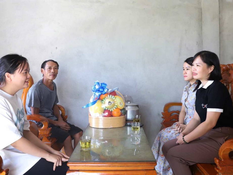 Nữ sinh ngh&egrave;o hiếu học được đặc c&aacute;ch v&agrave;o Học viện Ch&iacute;nh trị C&ocirc;ng an Nh&acirc;n d&acirc;n - Ảnh 2.