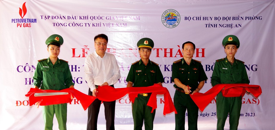 PV GAS hỗ trợ c&aacute;c địa phương cải tạo, x&acirc;y dựng c&ocirc;ng tr&igrave;nh gi&aacute;o dục - Ảnh 1.