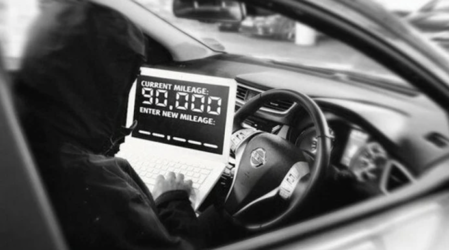 Tua c&ocirc;ng - tơ - m&eacute;t, cải tạo xe l&agrave; h&agrave;nh vi bị nghi&ecirc;m cấm trong dự thảo Luật TTATGT - Ảnh 2.