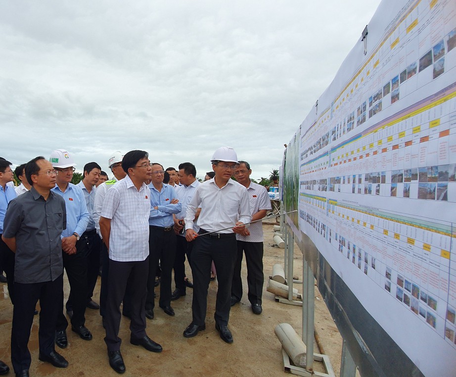 Cần Thơ cần c&oacute; cơ chế hỗ trợ nh&agrave; thầu tiếp cận mỏ c&aacute;t - Ảnh 1.