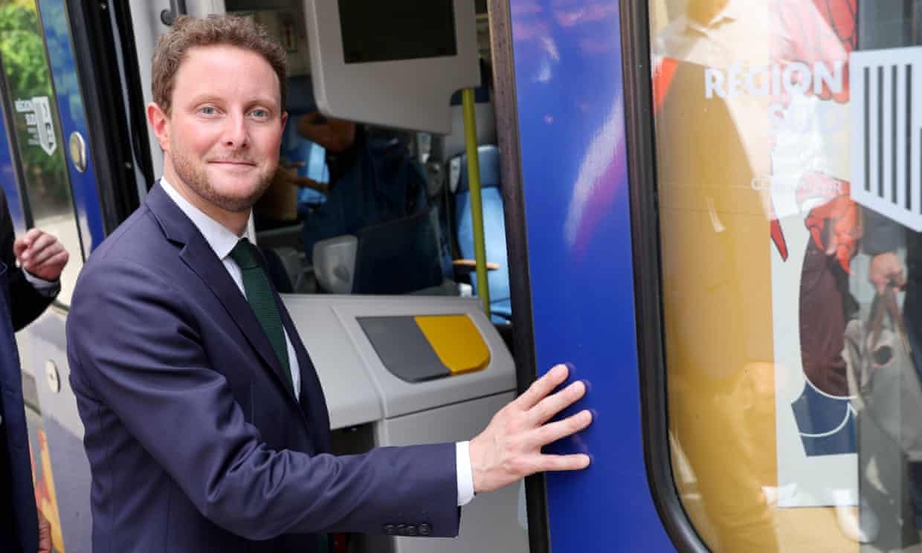 Theo sau Đức, Ph&aacute;p sẽ &aacute;p dụng v&eacute; th&aacute;ng đường sắt gi&aacute; rẻ để khuyến kh&iacute;ch đi t&agrave;u hỏa - Ảnh 1.