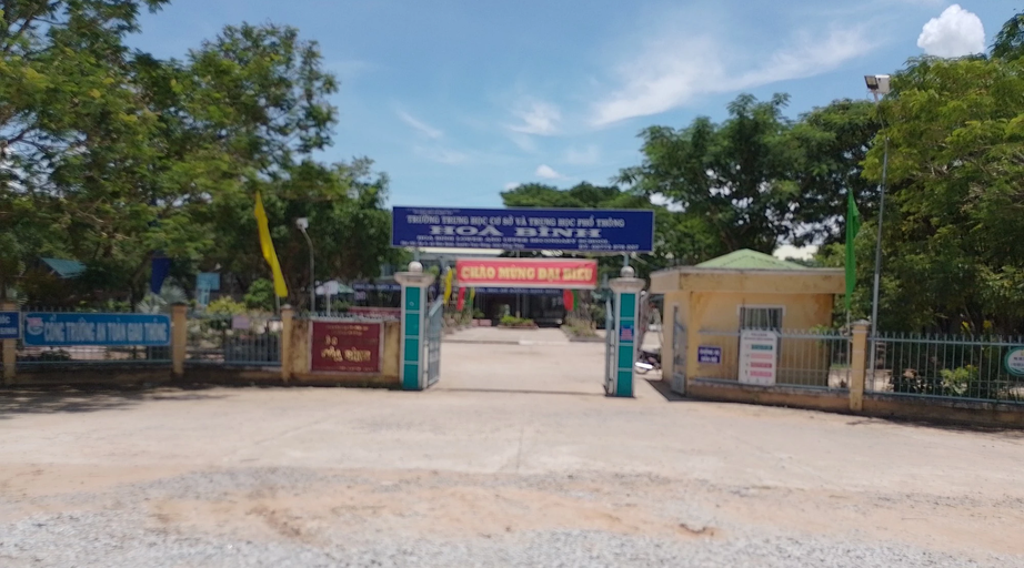 Hai con thầy hiệu trưởng đột quỵ trong ng&agrave;y khai giảng ở Đồng Th&aacute;p vẫn chưa tới trường - Ảnh 1.