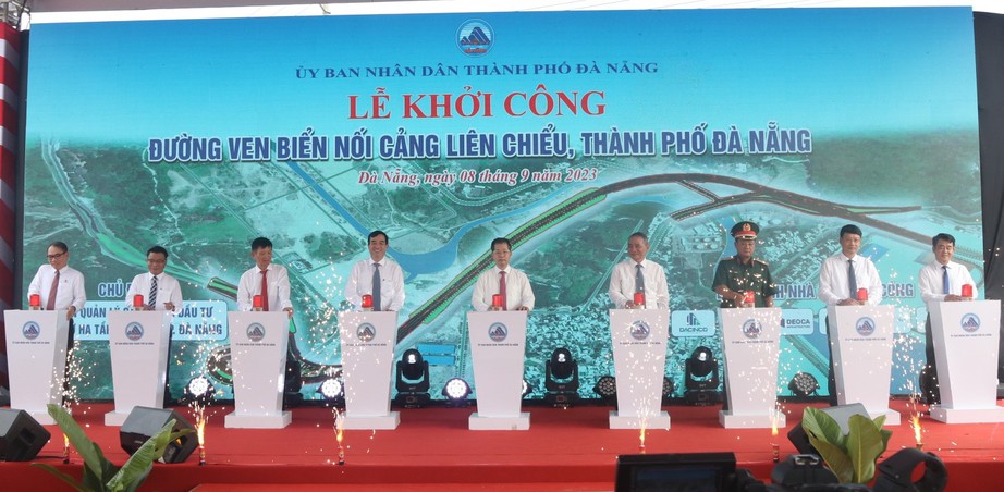 Khởi c&ocirc;ng đường nối cảng Li&ecirc;n Chiểu, kết nối mạng lưới vận tải đường bộ quốc gia - Ảnh 1.