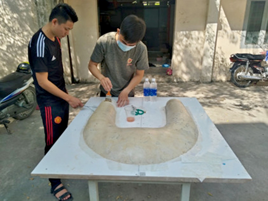 Nh&oacute;m sinh vi&ecirc;n chế tạo phao cứu sinh điều khiển từ xa  - Ảnh 3.