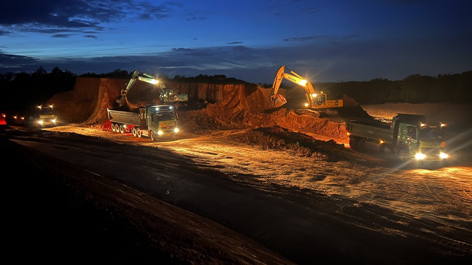 Vướng nhiều khu dân cư, dự án cao tốc Bắc – Nam qua Quảng Bình khó thi công liền mạch - Ảnh 5. Vướng nhiều khu dân cư, dự án cao tốc Bắc – Nam qua Quảng Bình khó thi công liền mạch - Ảnh 5.