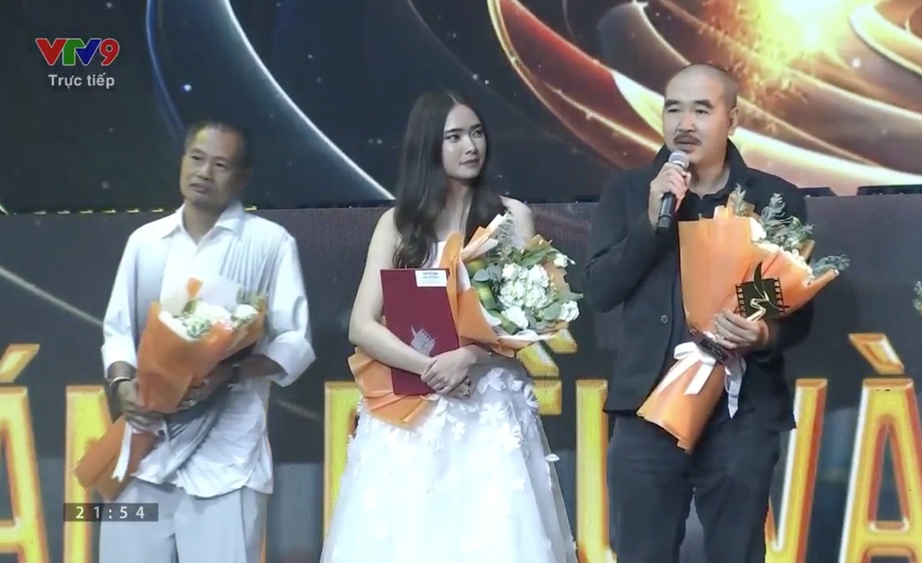 Kết quả Lễ trao giải c&aacute;nh diều 2023: Th&aacute;i H&ograve;a lập c&uacute; đ&uacute;p, Tro T&agrave;n rực rỡ thắng lớn - Ảnh 2.