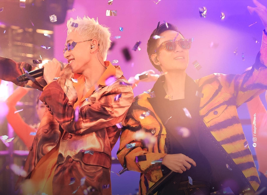 Chủ nhân hit "À lôi" Double2T trở thành quán quân Rap Việt mùa 3 - Ảnh 3. Chủ nhân hit "À lôi" Double2T trở thành quán quân Rap Việt mùa 3 - Ảnh 3.