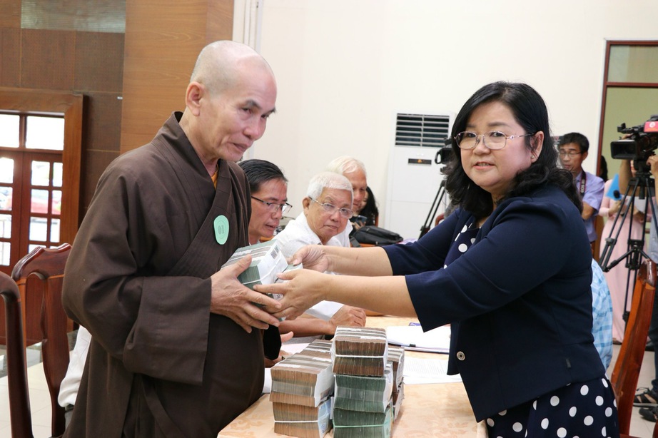 Cao tốc Bi&ecirc;n H&ograve;a - Vũng T&agrave;u: Những hộ d&acirc;n đầu ti&ecirc;n cười rạng rỡ trong ng&agrave;y nhận bồi thường- Ảnh 3.