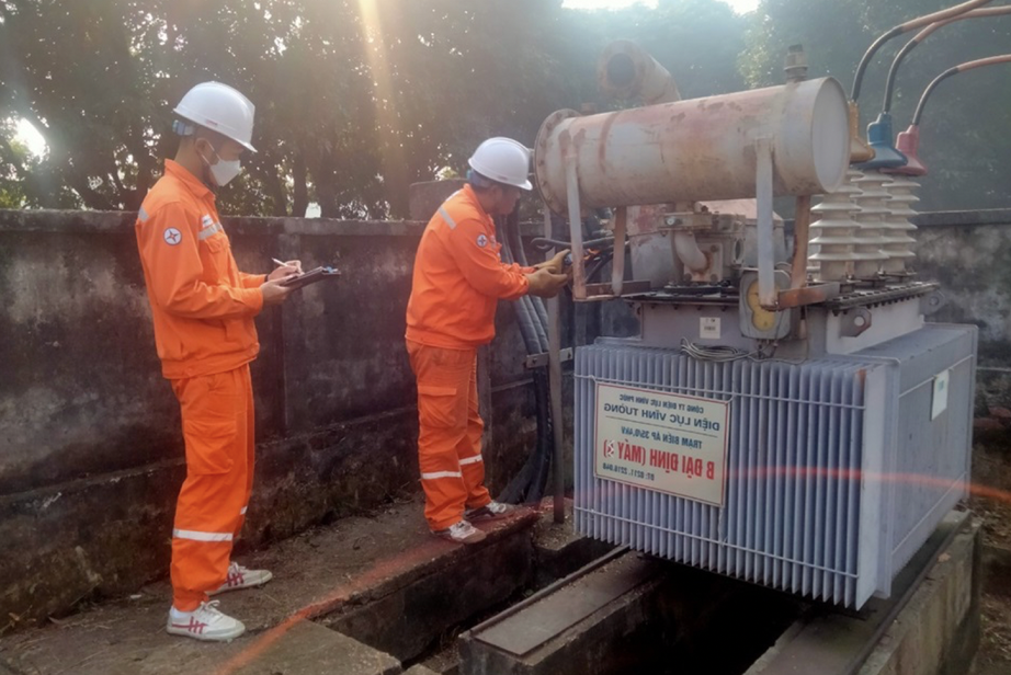 PC Vĩnh Ph&uacute;c đảm bảo cung cấp điện cho c&aacute;c trạm bơm phục vụ gieo cấy l&uacute;a - Ảnh 2.