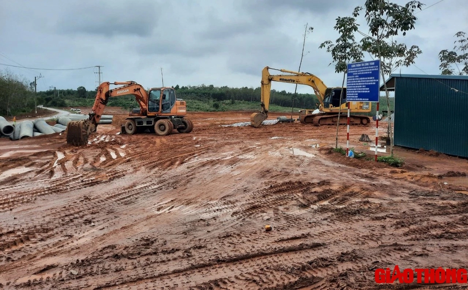 Quảng Trị y&ecirc;u cầu 3 huyện ho&agrave;n th&agrave;nh khu t&aacute;i định cư cao tốc Vạn Ninh &ndash; Cam Lộ trước 20/1- Ảnh 1.