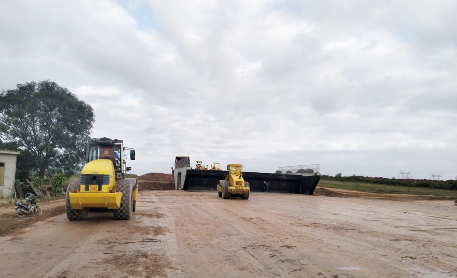 B&agrave;n giao hơn 680km mặt bằng thi c&ocirc;ng cao tốc Bắc - Nam giai đoạn 2- Ảnh 1.