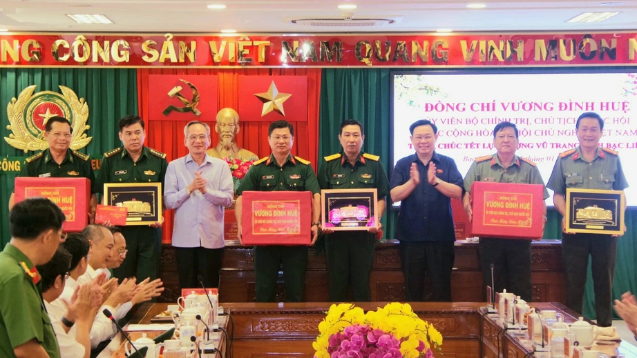 Chủ tịch Quốc hội Vương Đ&igrave;nh Huệ thăm, tặng qu&agrave; Tết tại Bạc Li&ecirc;u- Ảnh 3.