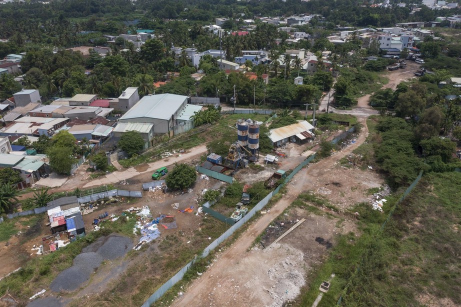 Đoạn 2,7km Vành đai 2 TP.HCM được gỡ vướng- Ảnh 1. Đoạn 2,7km Vành đai 2 TP.HCM được gỡ vướng- Ảnh 1.