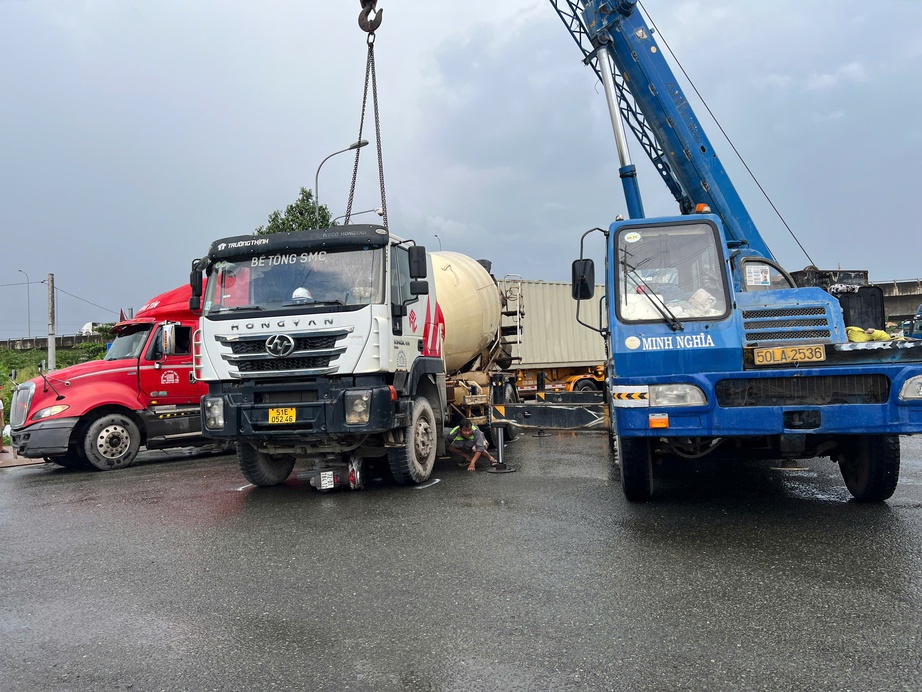 Danh t&iacute;nh hai nữ sinh tử vong vụ xe bồn va chạm xe m&aacute;y ở TP.HCM- Ảnh 1.