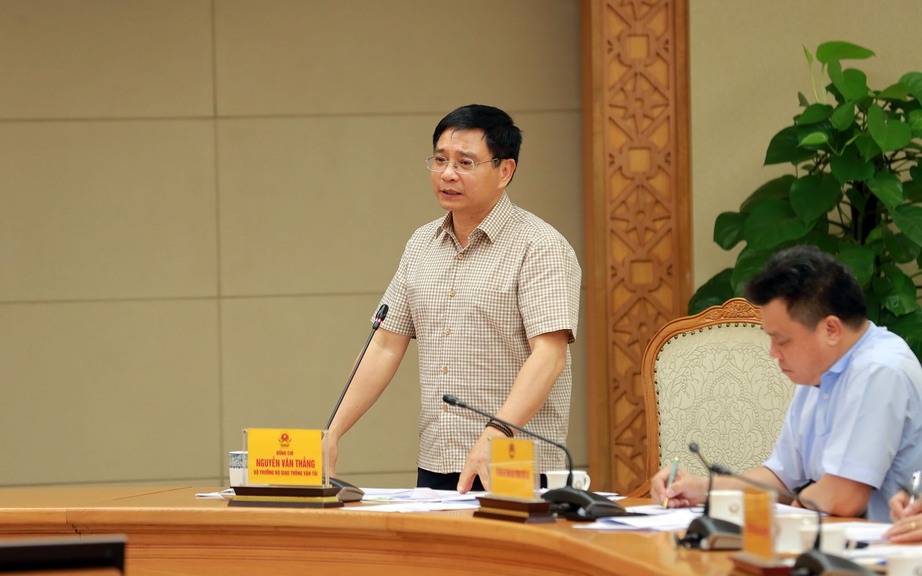 Ph&oacute; thủ tướng: Sớm kiện to&agrave;n bộ m&aacute;y Ủy ban ATGT Quốc gia từ Trung ương đến cơ sở- Ảnh 1.