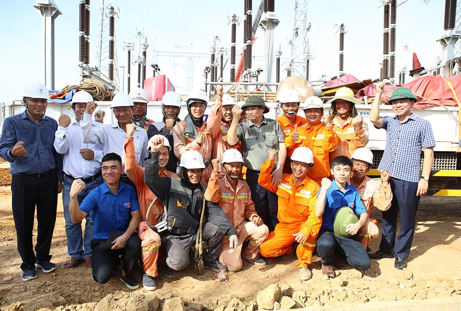 Thành công Dự án đường dây 500kV mạch 3: Nhiều bài học kinh nghiệm quý- Ảnh 1. Thành công Dự án đường dây 500kV mạch 3: Nhiều bài học kinh nghiệm quý- Ảnh 1.