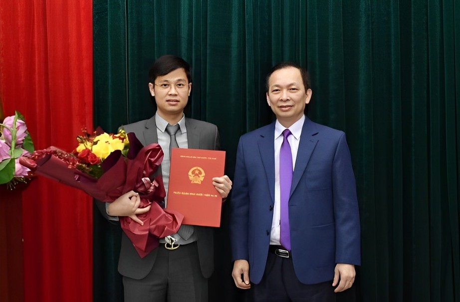 Ch&acirc;n dung Thư k&yacute; Thống đốc NHNN vừa được bổ nhiệm th&agrave;nh vi&ecirc;n HĐQT VietinBank- Ảnh 1.