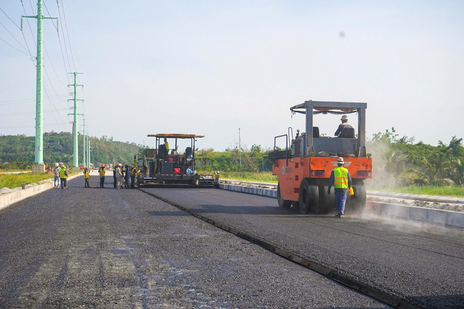 Hải Ph&ograve;ng: Xử l&yacute; tr&aacute;ch nhiệm c&aacute; nh&acirc;n, tổ chức để c&aacute;c dự &aacute;n chậm tiến độ k&eacute;o d&agrave;i
- Ảnh 1.