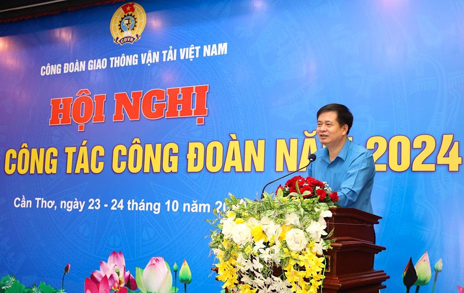 Tập huấn nghiệp vụ cho hơn 400 c&aacute;n bộ c&ocirc;ng đo&agrave;n GTVT Việt Nam
- Ảnh 1.